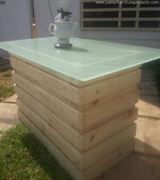 Glass Top Pallet Coffee Table Pallet Furniture Projects